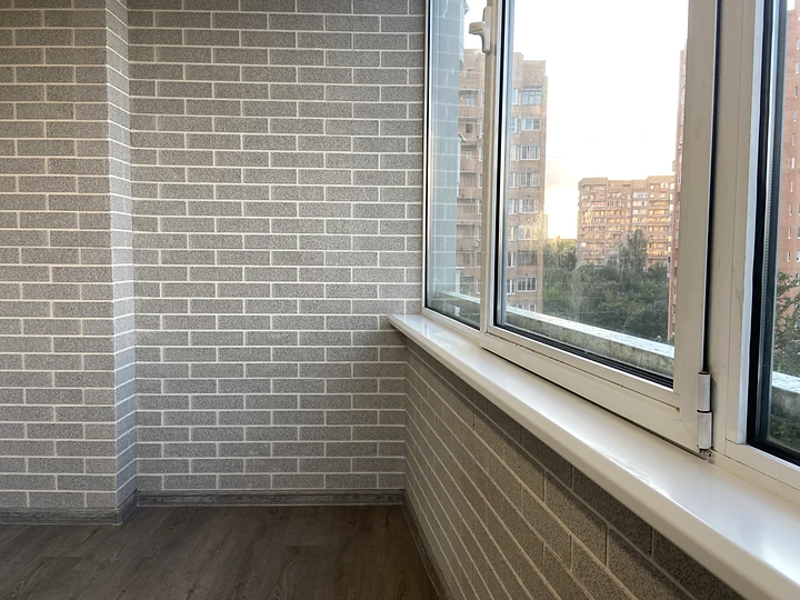 Лоджия с панорамным остеклением